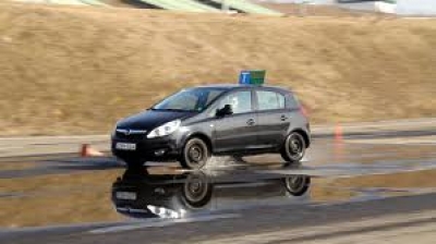 Nyugi Autós Motoros Iskola